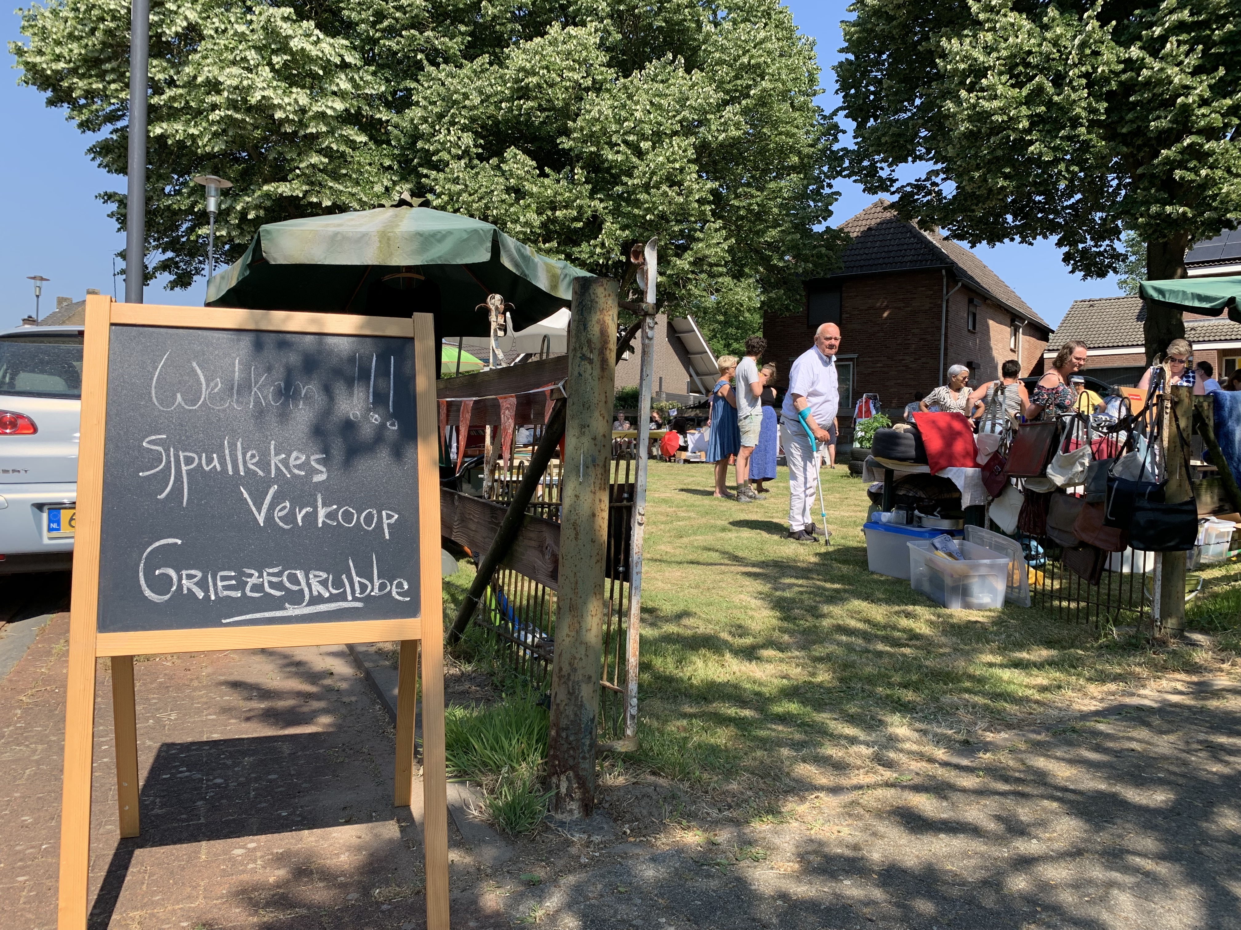 Spulletjes- en Plantjesmarkt in Grijzegrubben